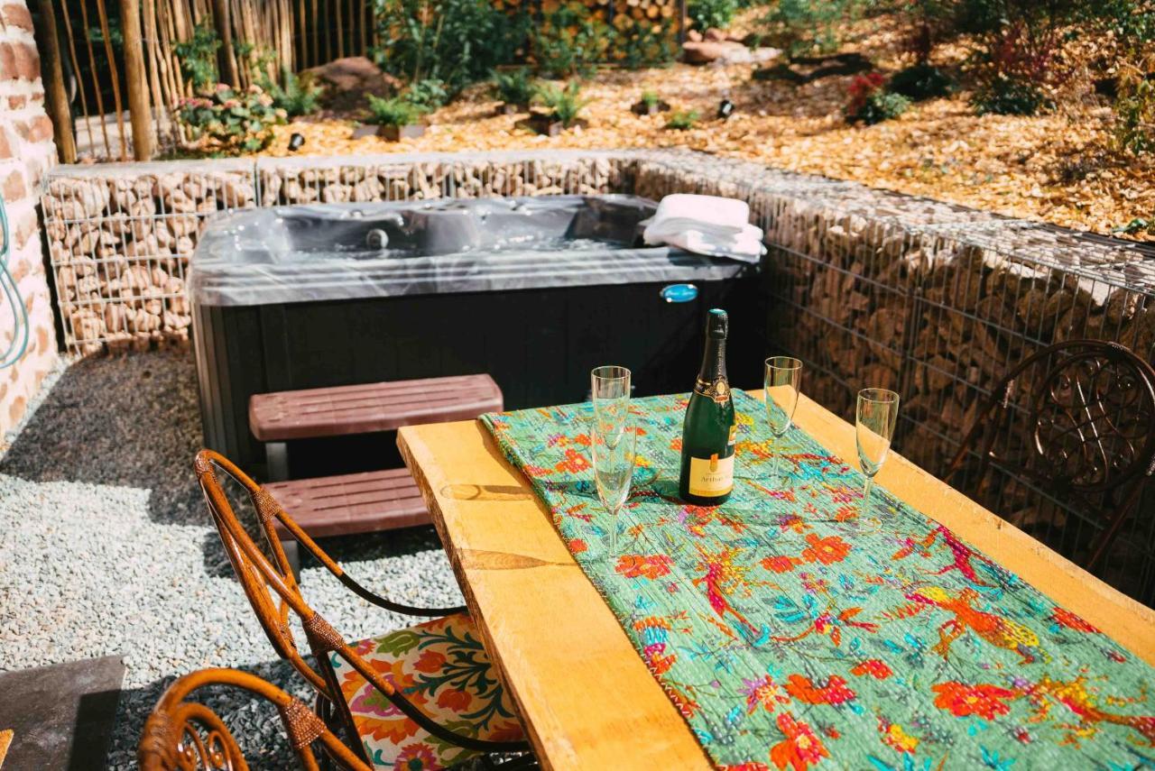 Le Grand Petit Prince - Domaine De Charme - Jacuzzis Privatifs Guebwiller Exterior foto